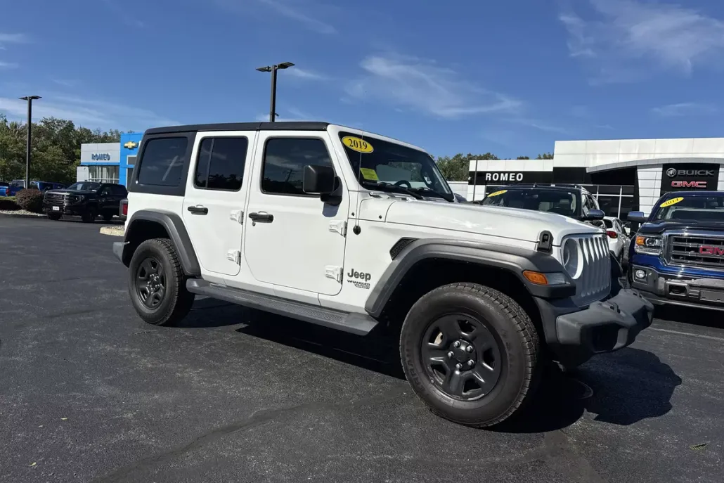 2019 Jeep Wrangler Unlimited Sport photo 1