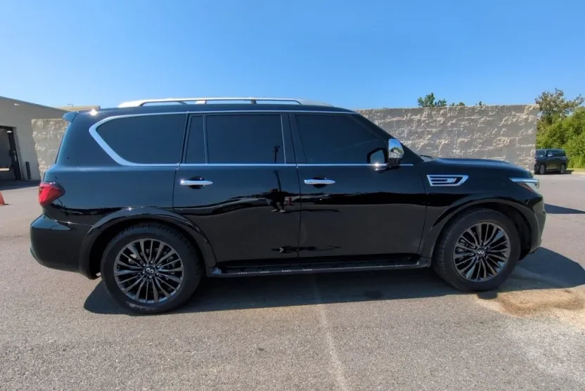 2022 Infiniti QX80 Sensory photo 1