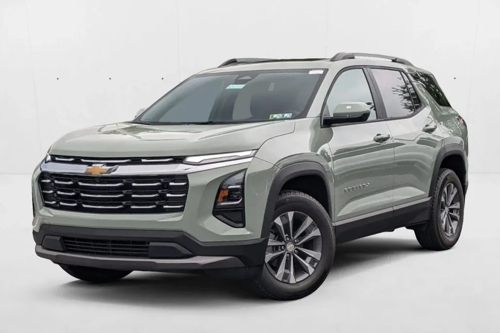 2026 Chevrolet Equinox LT photo 1