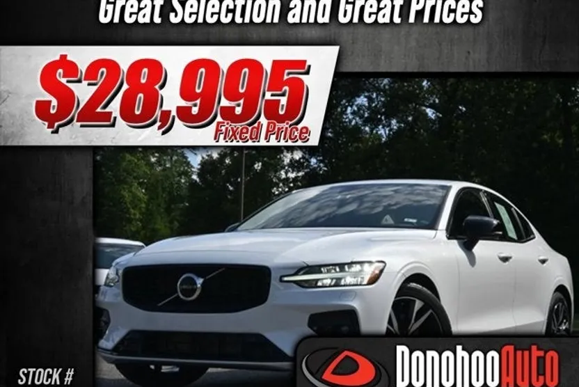 2025 Volvo S60 Core photo 1