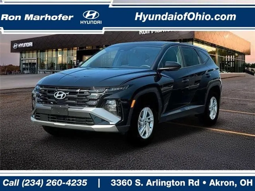 2025 Hyundai Tucson SE photo 1