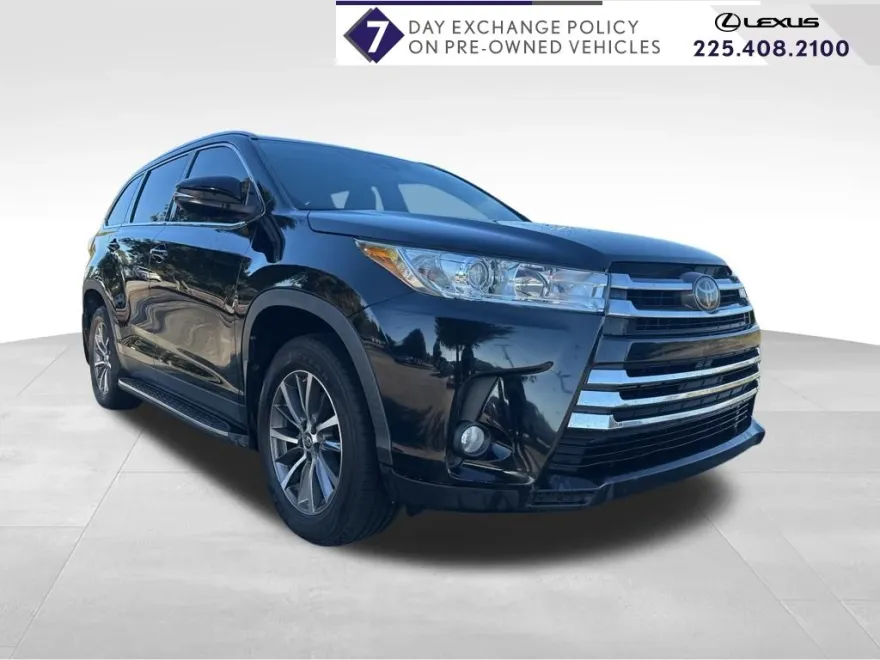 2019 Toyota Highlander XLE photo 1