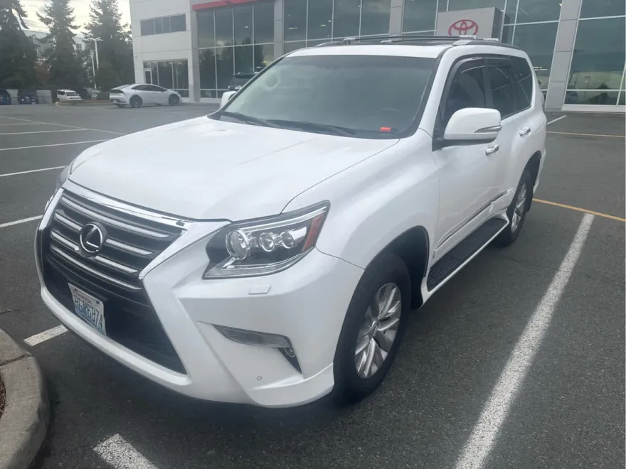 2017 Lexus GX 460 Premium photo 1
