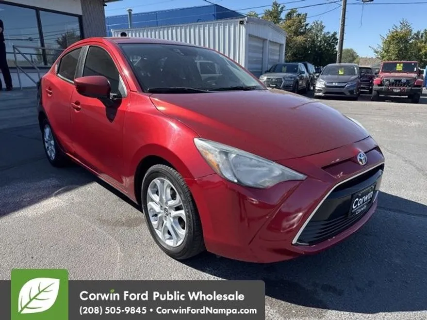 2017 Toyota Yaris iA Base photo 1
