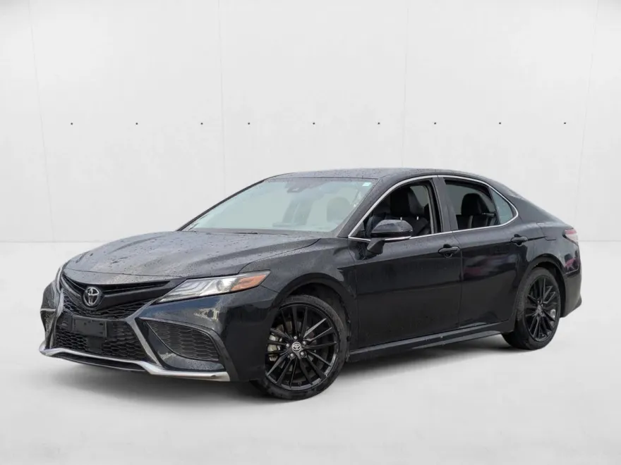 2023 Toyota Camry XSE photo 1