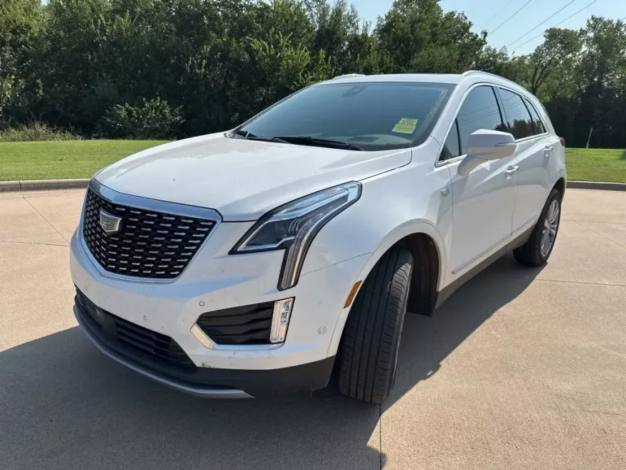 2024 Cadillac XT5 Premium Luxury photo 1
