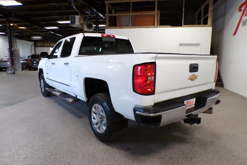 2016 Chevrolet Silverado 2500HD LTZ photo 1