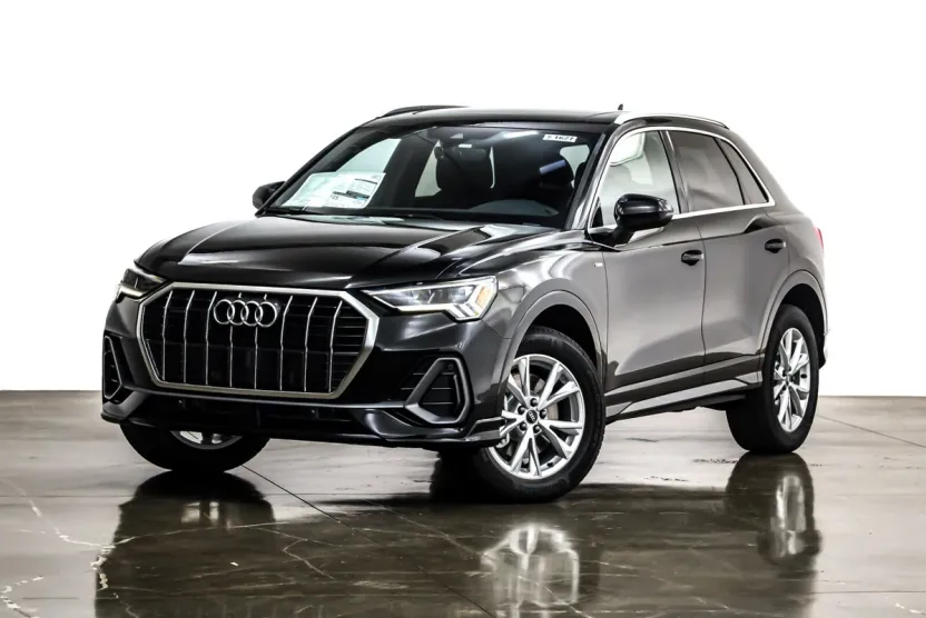 2025 Audi Q3 S line Premium 45 TFSI photo 1