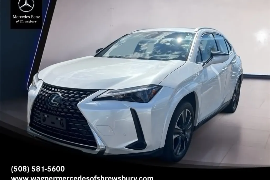 2023 Lexus UX 250h Premium photo 1