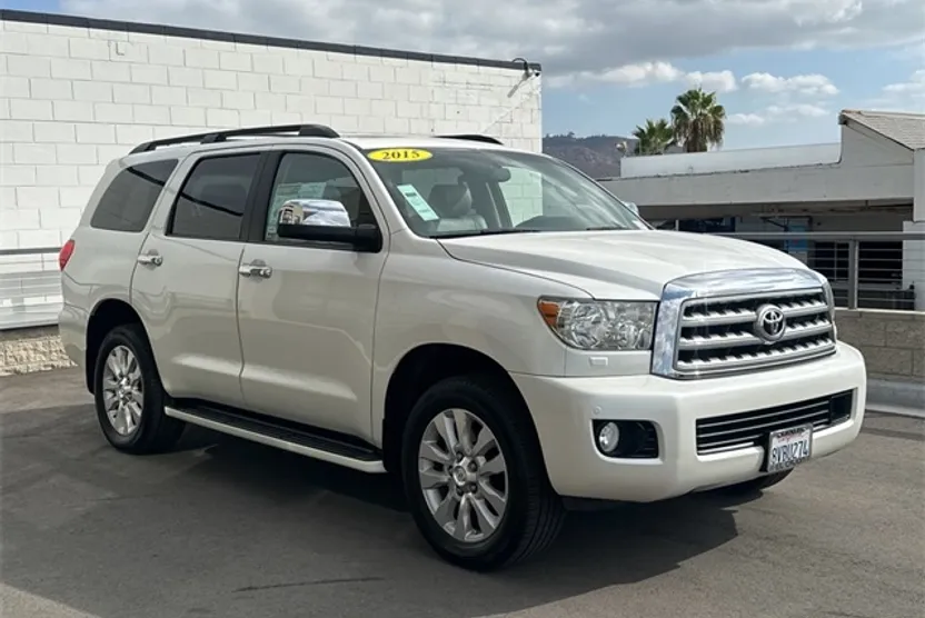 2015 Toyota Sequoia Platinum photo 1