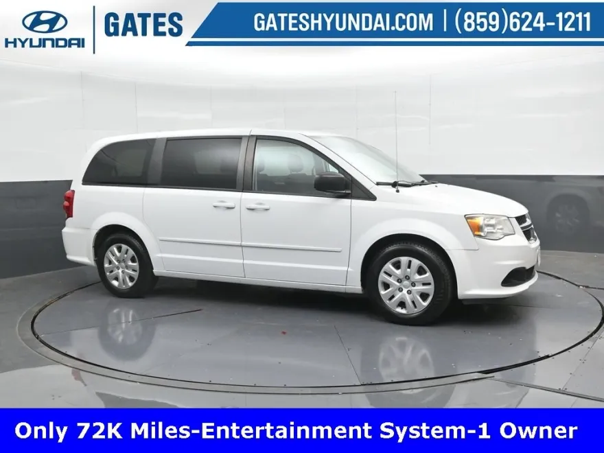 2017 Dodge Grand Caravan SE photo 1