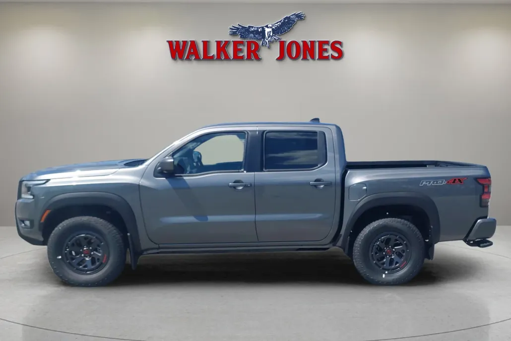 2025 Nissan Frontier PRO-4X photo 1