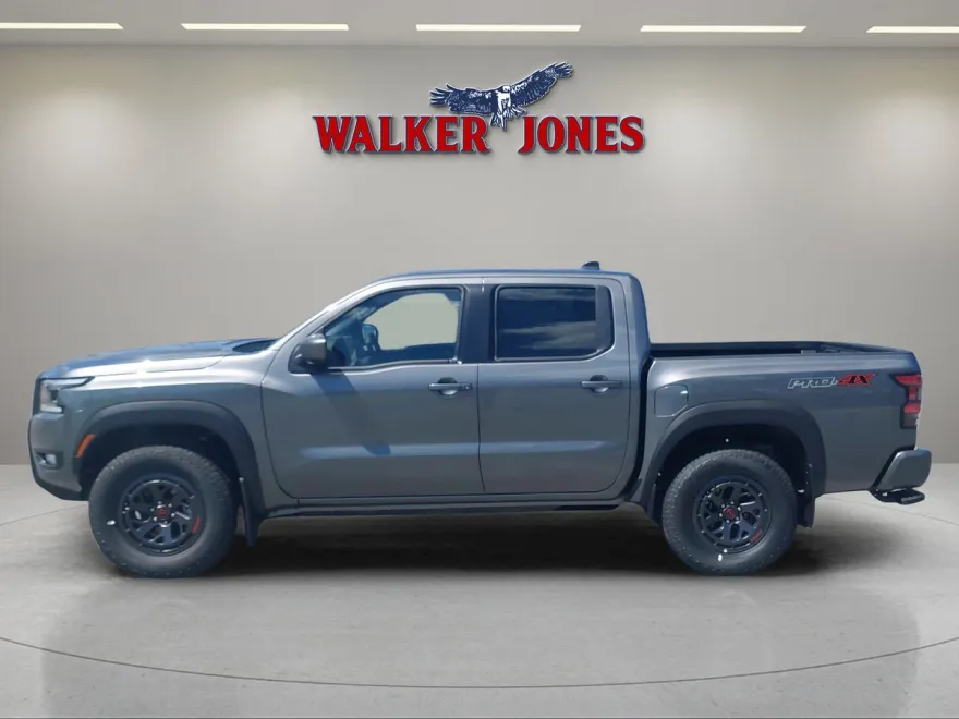 2025 Nissan Frontier PRO-4X photo 1