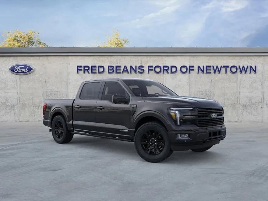 2025 Ford F-150 Platinum photo 1