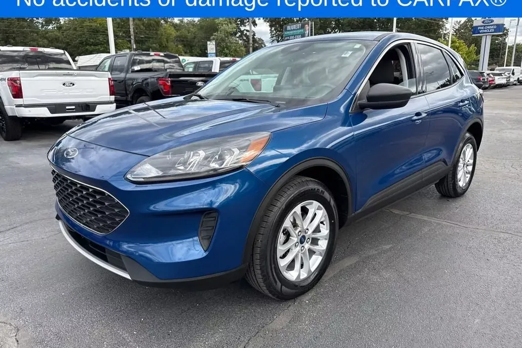2022 Ford Escape SE photo 1