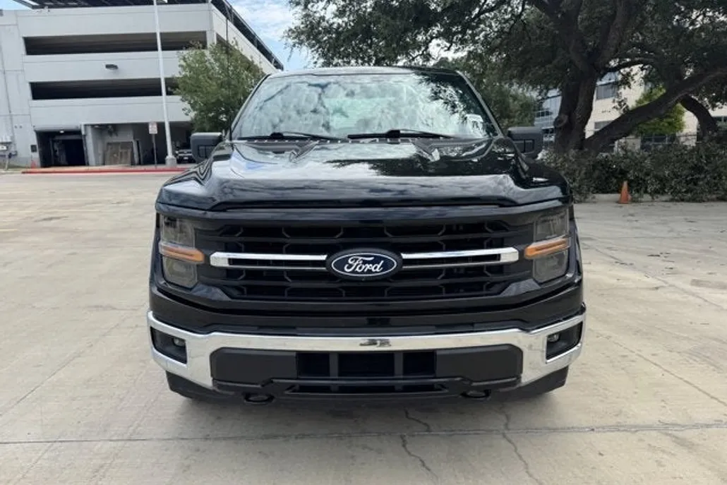 2024 Ford F-150 XLT photo 1