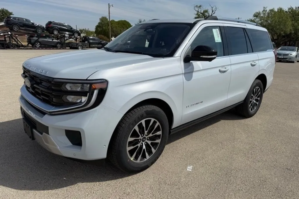2025 Ford Expedition Platinum photo 1