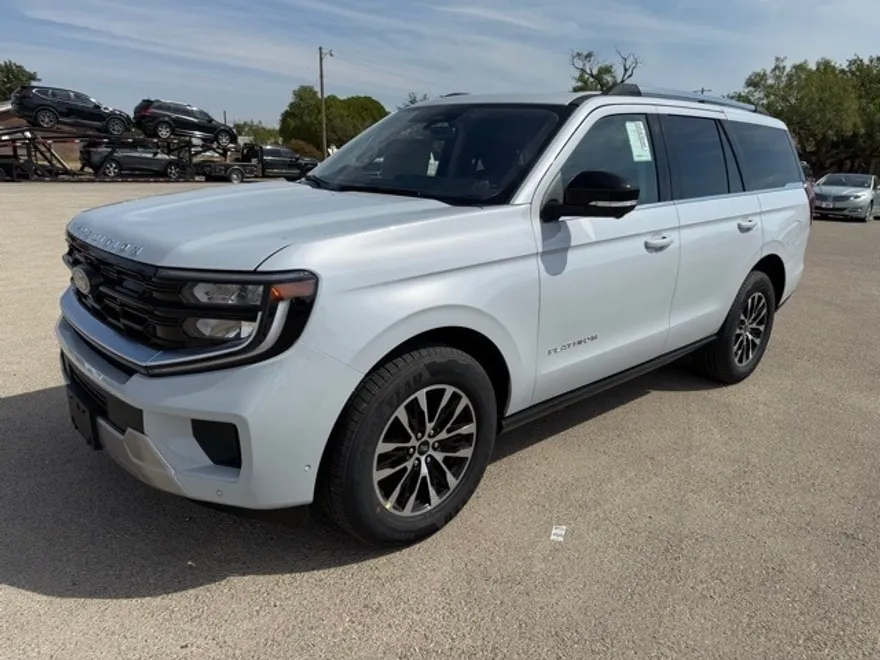 2025 Ford Expedition Platinum photo 1