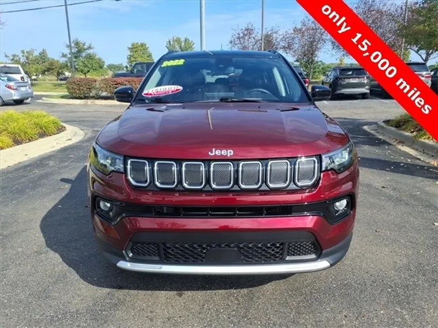 2022 Jeep Compass Limited photo 1
