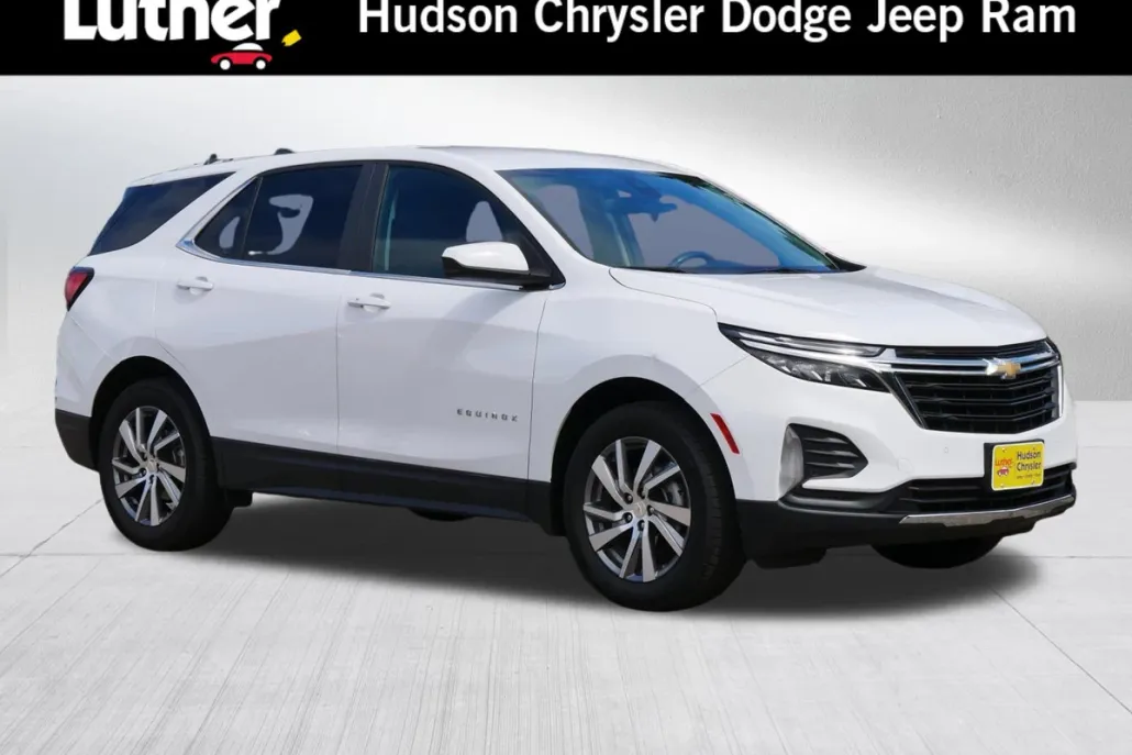 2022 Chevrolet Equinox LT photo 1