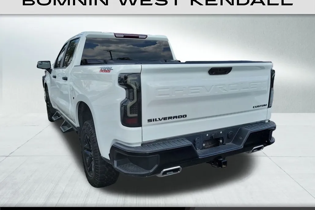 2022 Chevrolet Silverado 1500 Custom Trail Boss photo 1