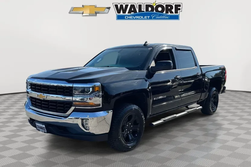 2018 Chevrolet Silverado 1500 LT photo 1