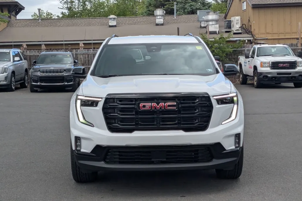 2025 Gmc Acadia Elevation photo 1
