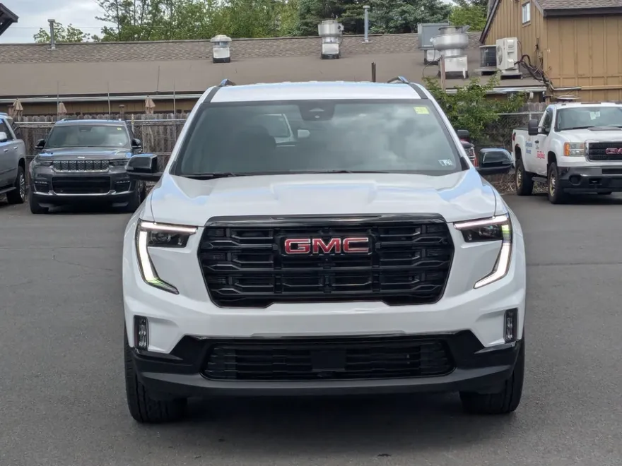 2025 Gmc Acadia Elevation photo 1