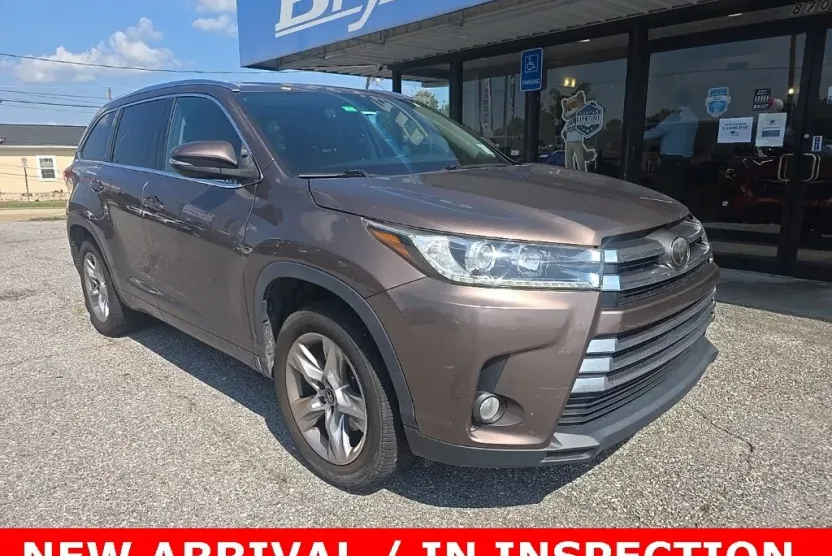 2018 Toyota Highlander Limited photo 1
