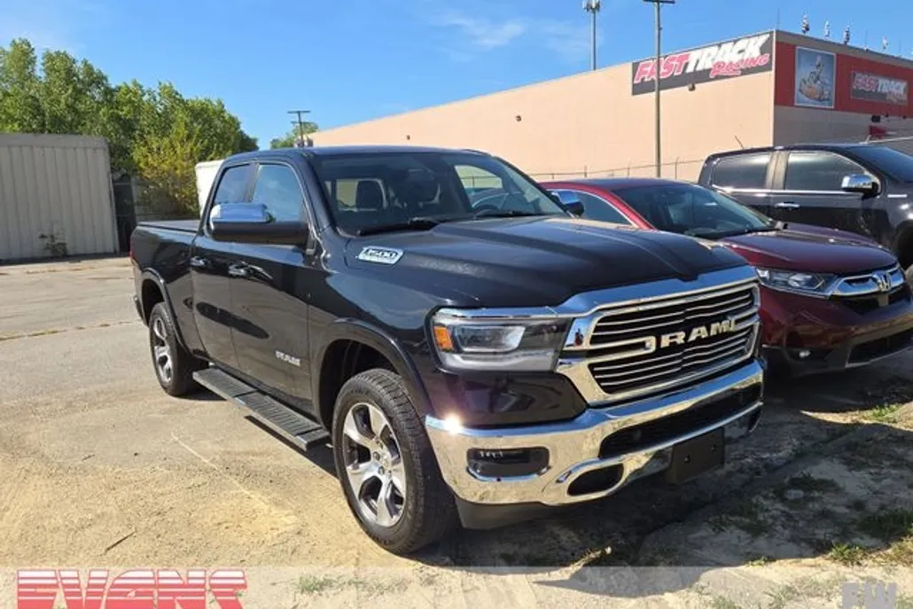 2019 Ram 1500 Laramie photo 1