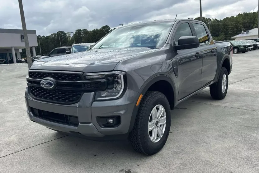2025 Ford Ranger Raptor photo 1