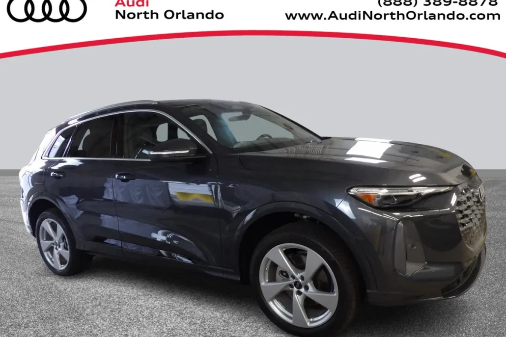 2025 Audi Q5 Premium Plus photo 1