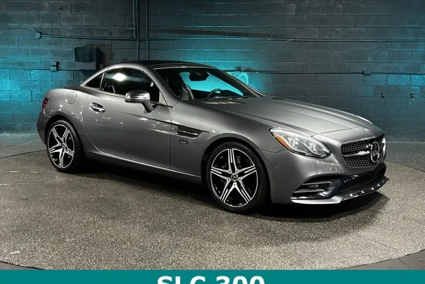 2020 Mercedes Benz SLC 300 photo 1