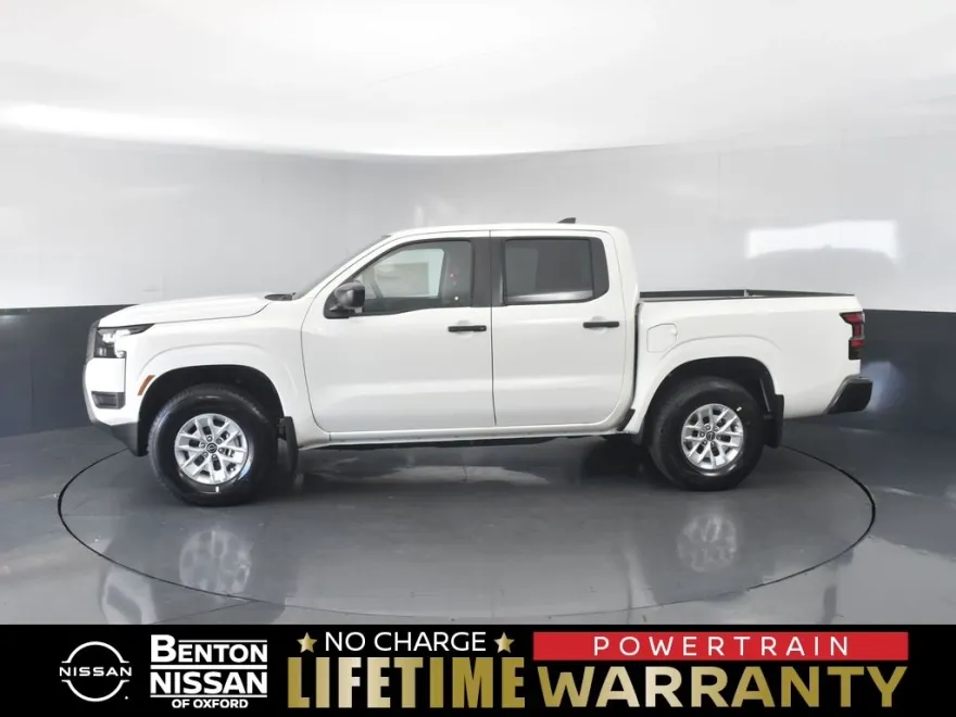 2026 Nissan Frontier S photo 1