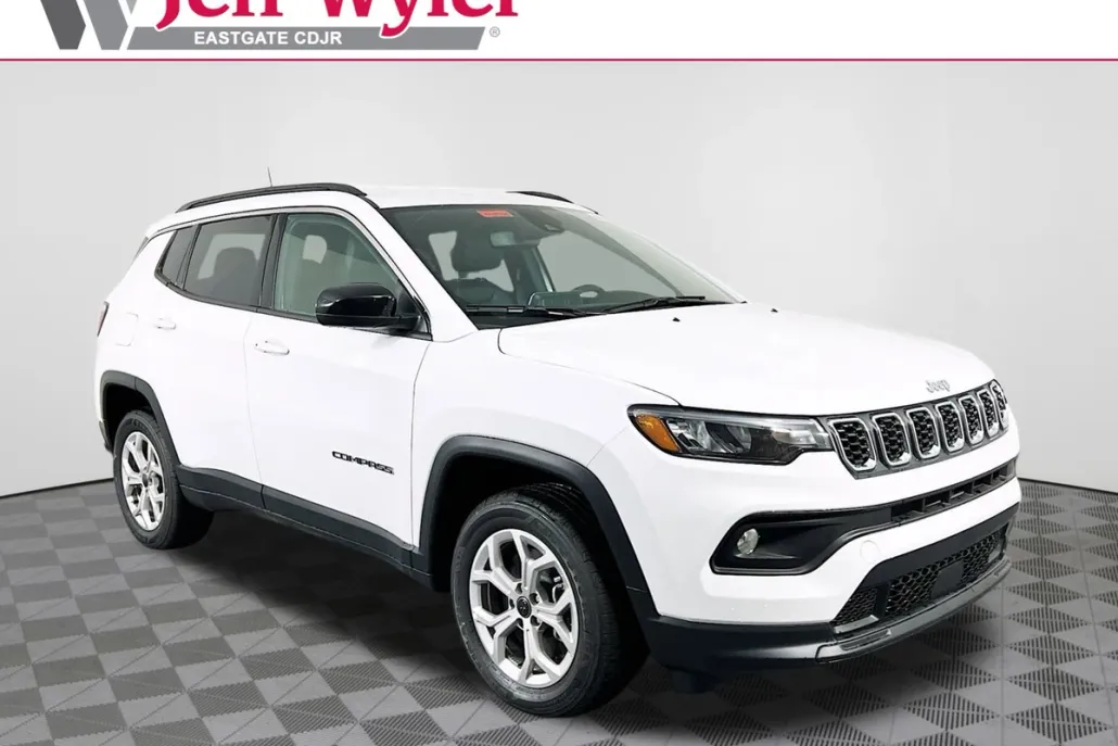 2025 Jeep Compass Latitude photo 1