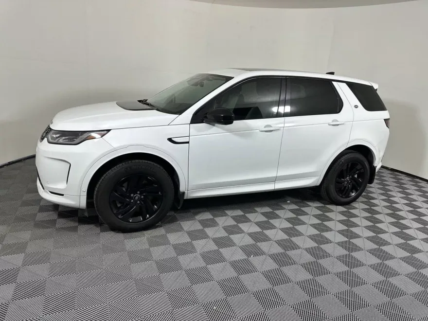 2024 Land Rover Discovery Sport S photo 1