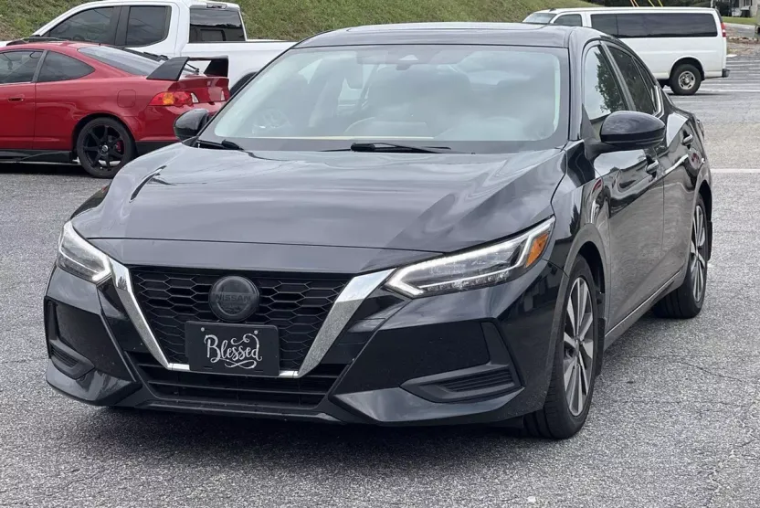 2020 Nissan Sentra SV photo 1