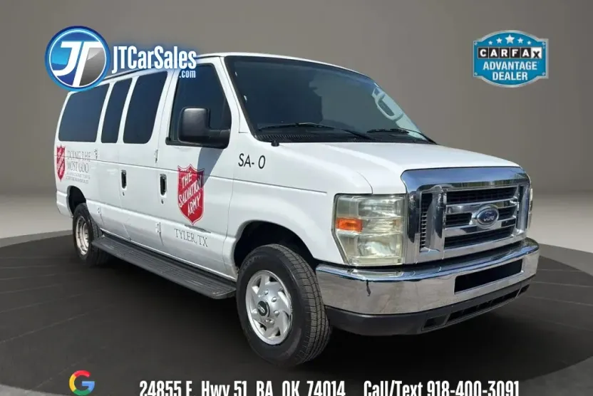 2009 Ford E-350 photo 1