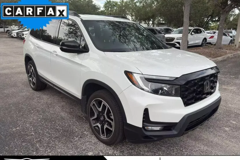 2022 Honda Passport Elite photo 1