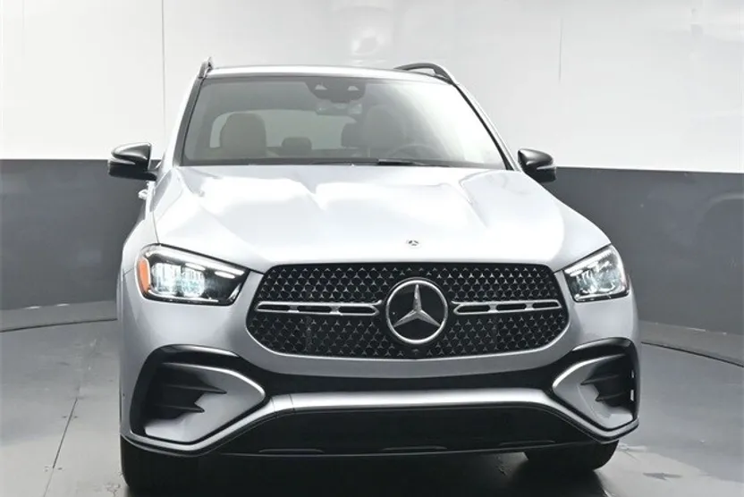 2026 Mercedes Benz GLE 450 4MATIC photo 1