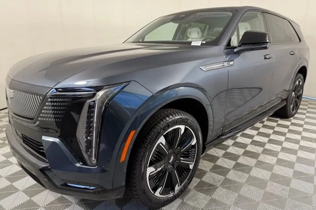 2026 Cadillac Escalade IQ Sport photo 1