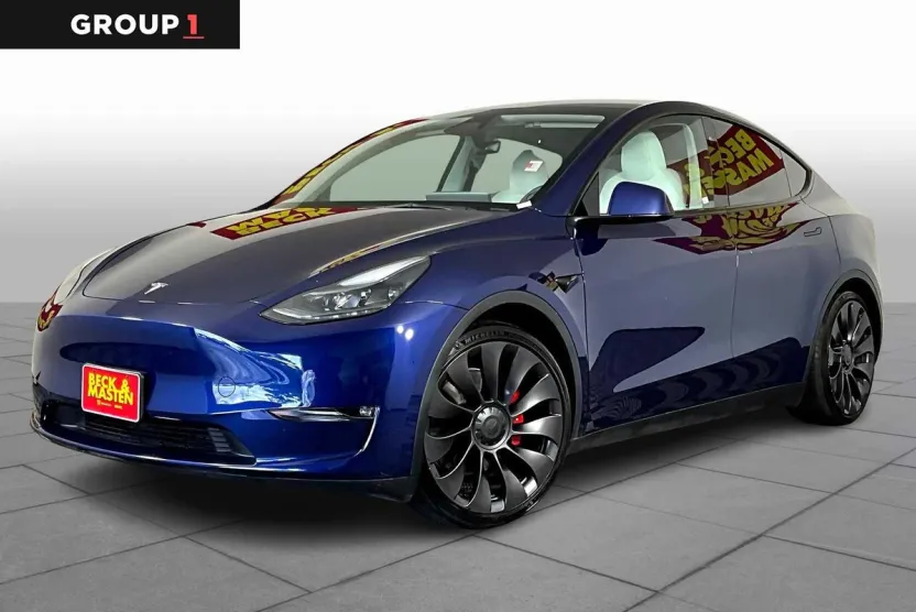 2023 Tesla Model Y Performance photo 1