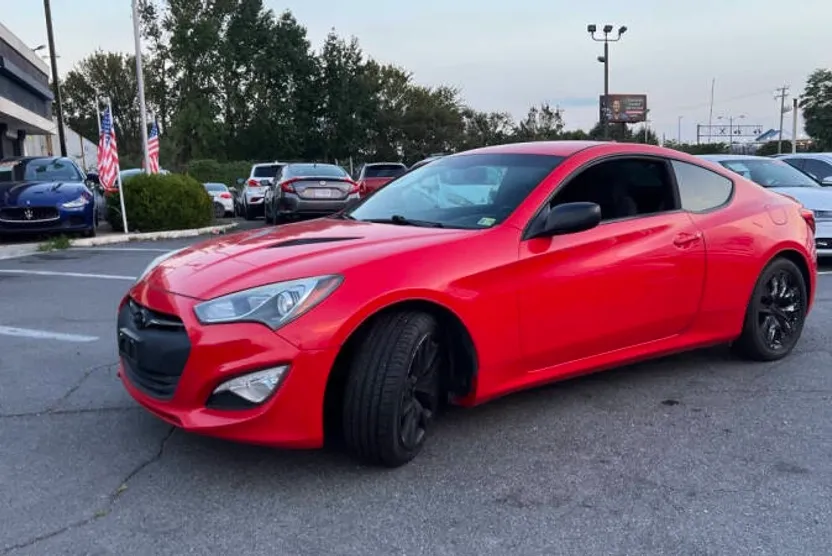 2014 Hyundai Genesis Coupe 2.0T photo 1