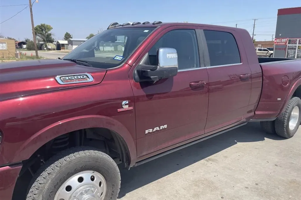 2024 Ram 3500 Longhorn photo 1