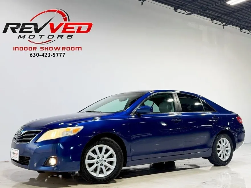 2010 Toyota Camry V6 XLE photo 1