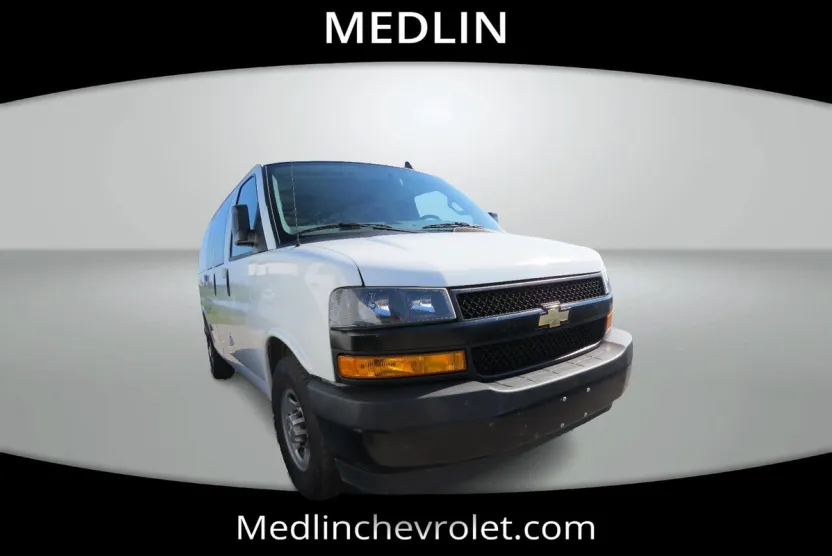 2020 Chevrolet Express 2500 Cargo Van photo 1