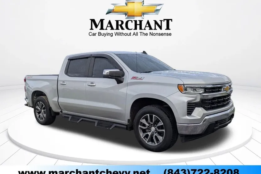2022 Chevrolet Silverado 1500 LT photo 1