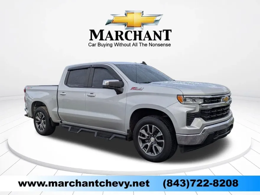2022 Chevrolet Silverado 1500 LT photo 1