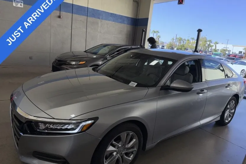 2018 Honda Accord LX photo 1