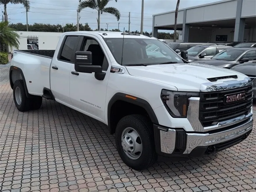 2024 Gmc Sierra 3500 HD Pro photo 1